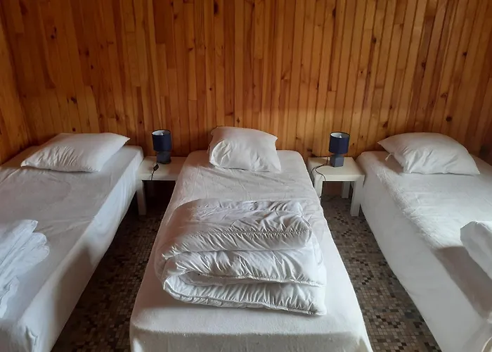 Cantalaoude Nyaraló